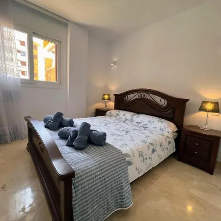 Tropical With Pool Pp25 *